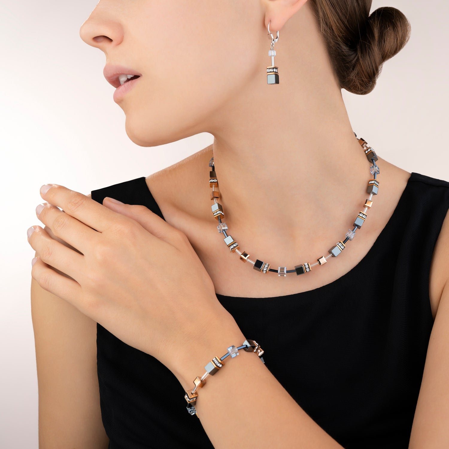 Boucles d'oreille GeoCUBE® bleu glacier