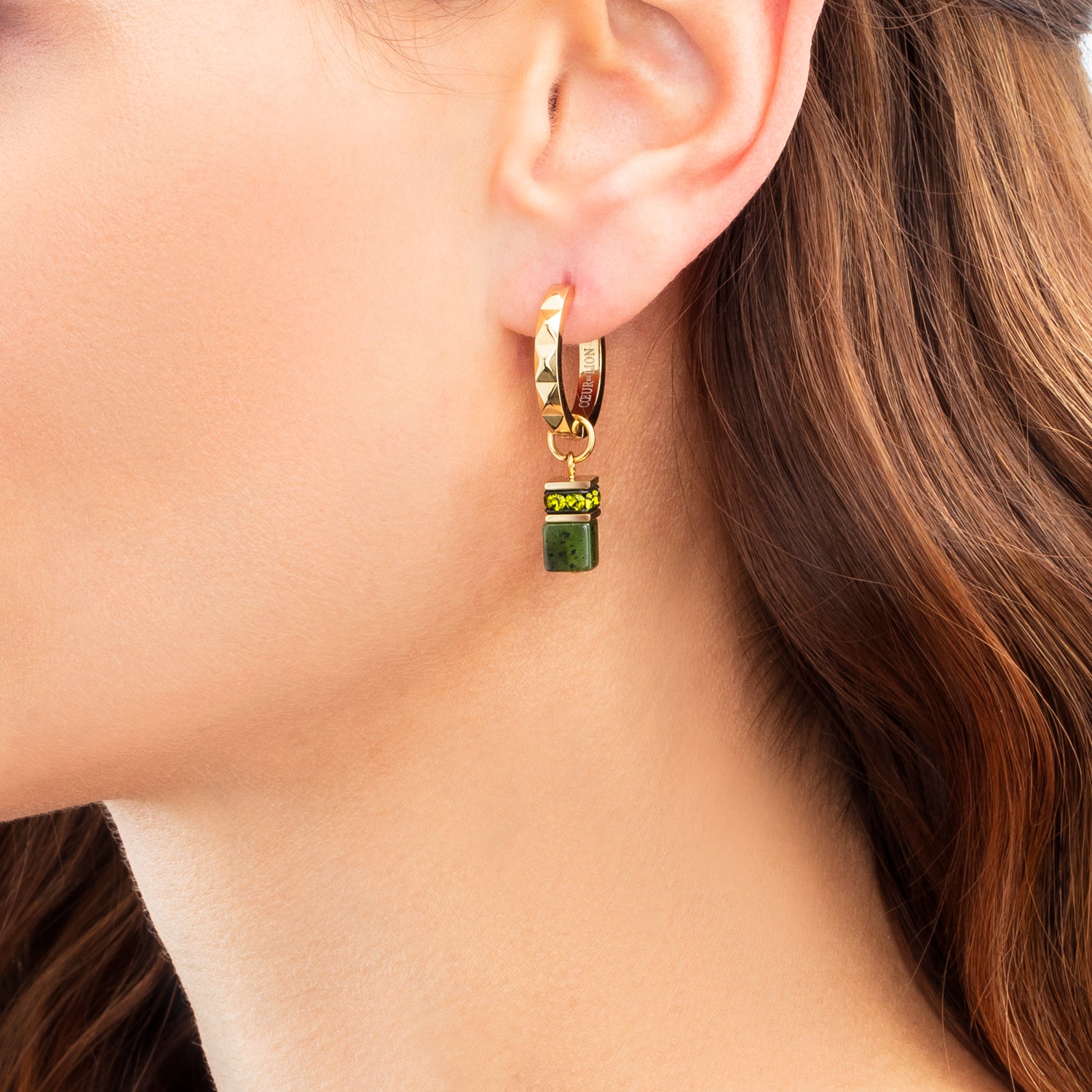 EAR ME UP Charm GeoCUBE® or-vert