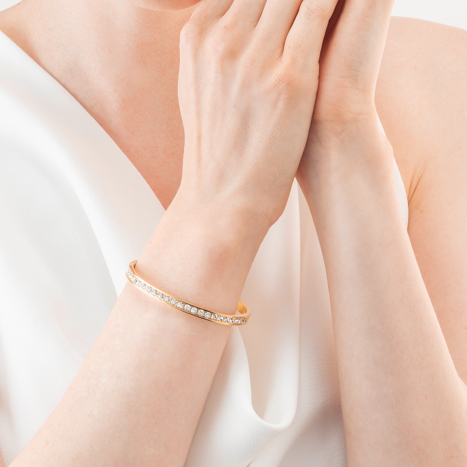 Bracelet acier & cristaux or cristal (taille 19 cm)