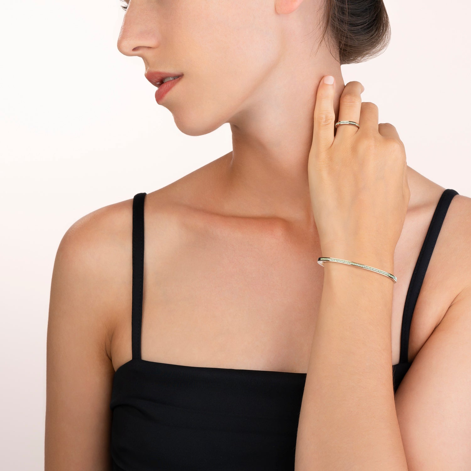 Bracelet étroit acier or rose & Pavé de Cristaux vert claire