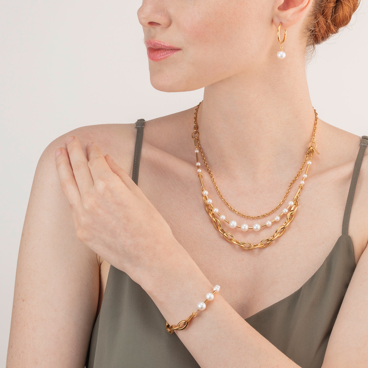 Collier Perles d'eau Douce & Chunky Chain Navette Multiwear blanc-or
