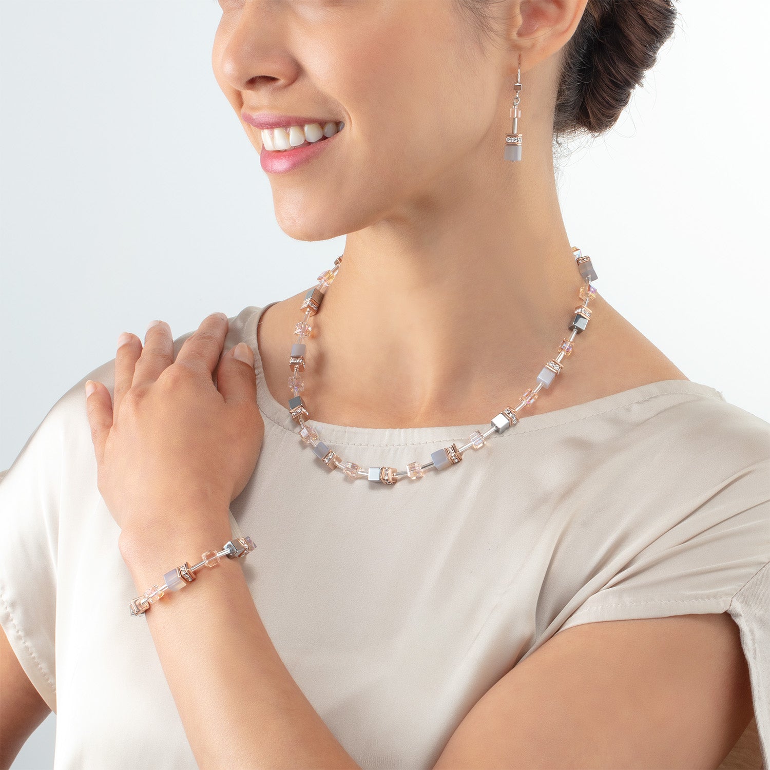 Collier GeoCUBE® Iconic Precious or rose-pêche