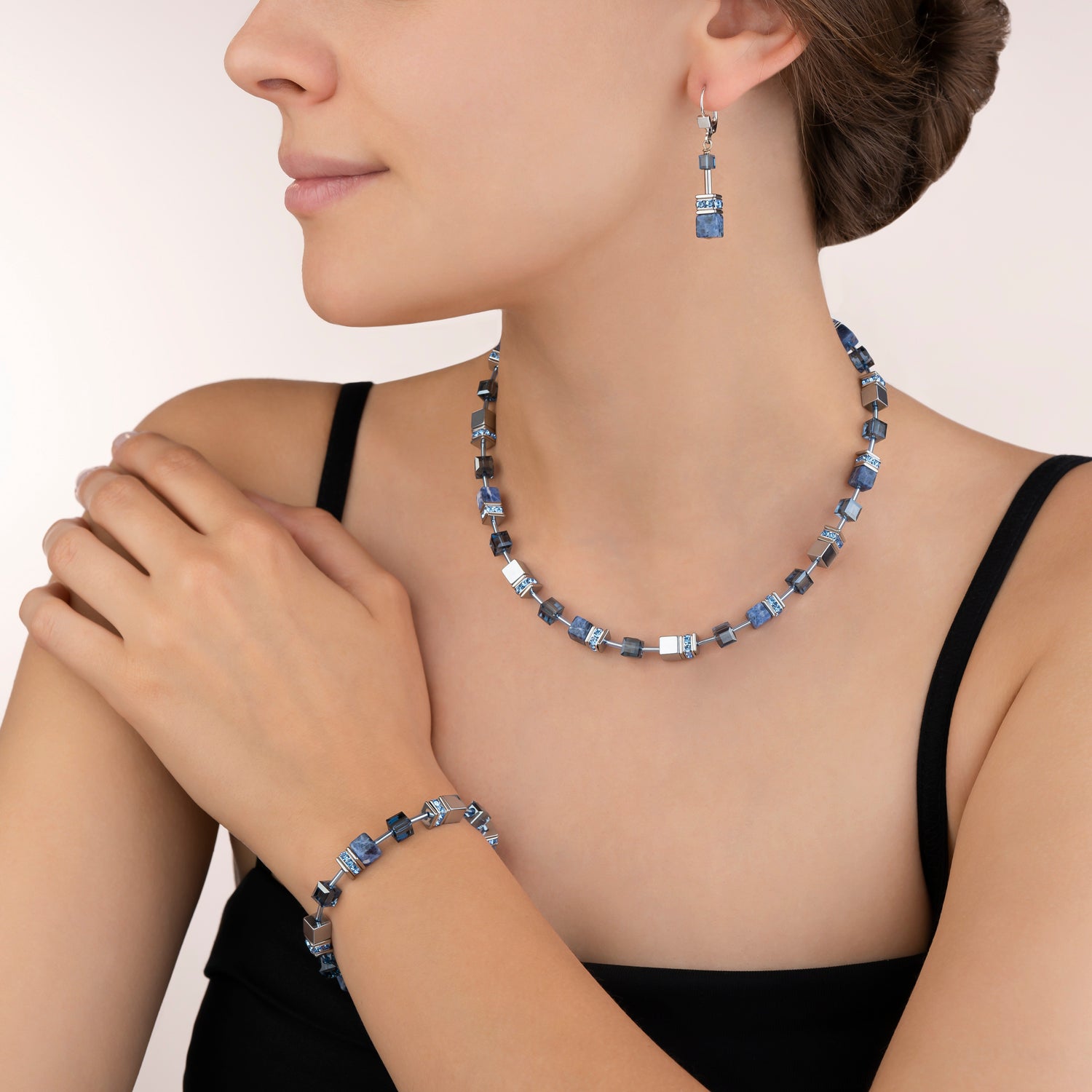 Collier GeoCUBE® sodalite & hématite bleu