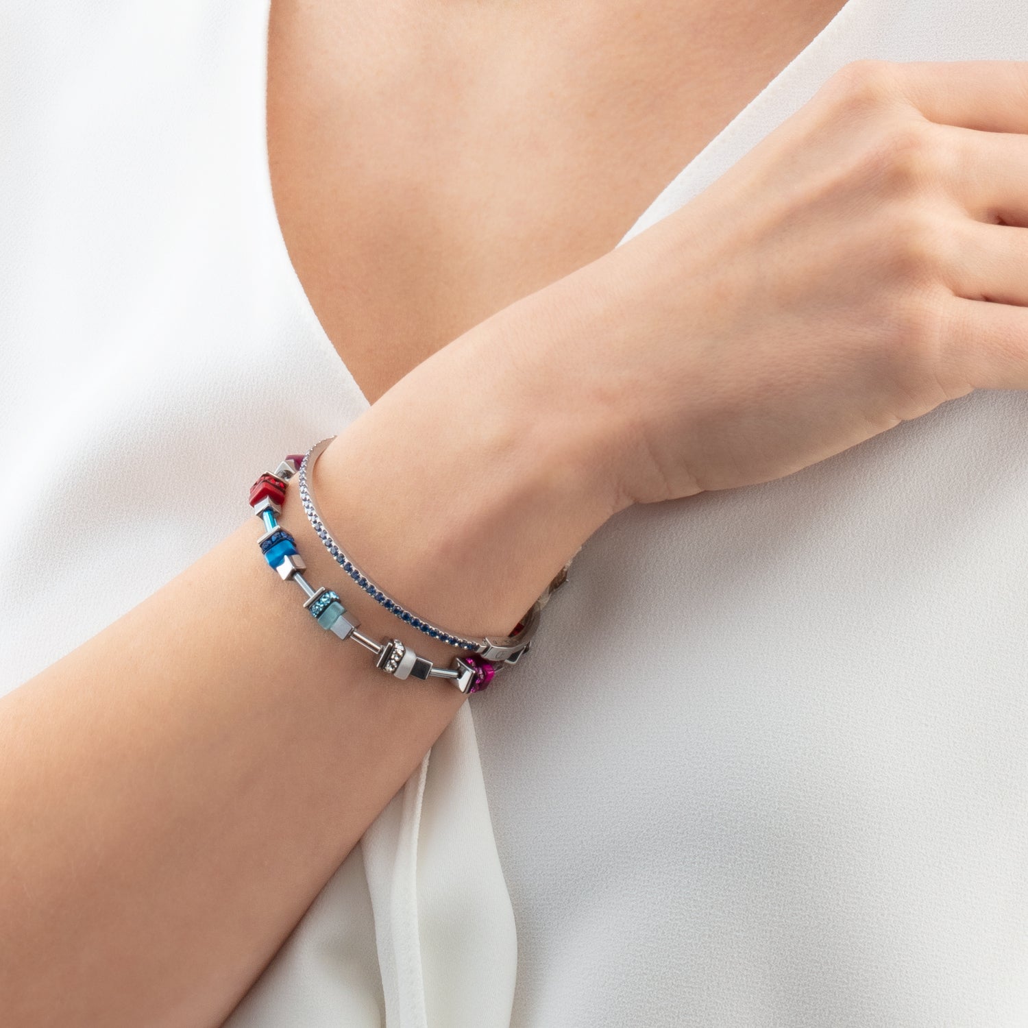 Bracelet Modern Future Cube bleu-rouge