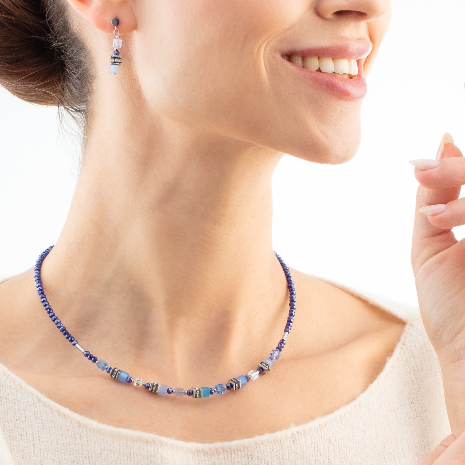 Collier Mini Cubes bleu