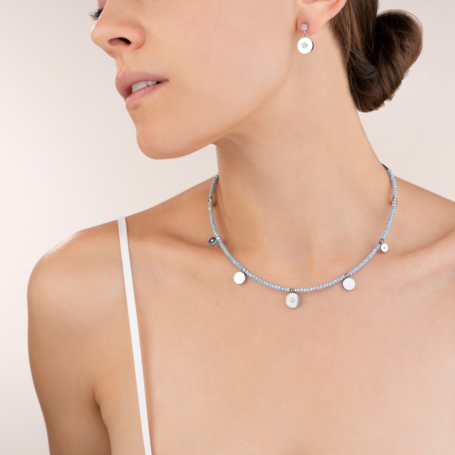 Boucles d'oreille Coins Acier, verre taillé & Cristaux bleu claire