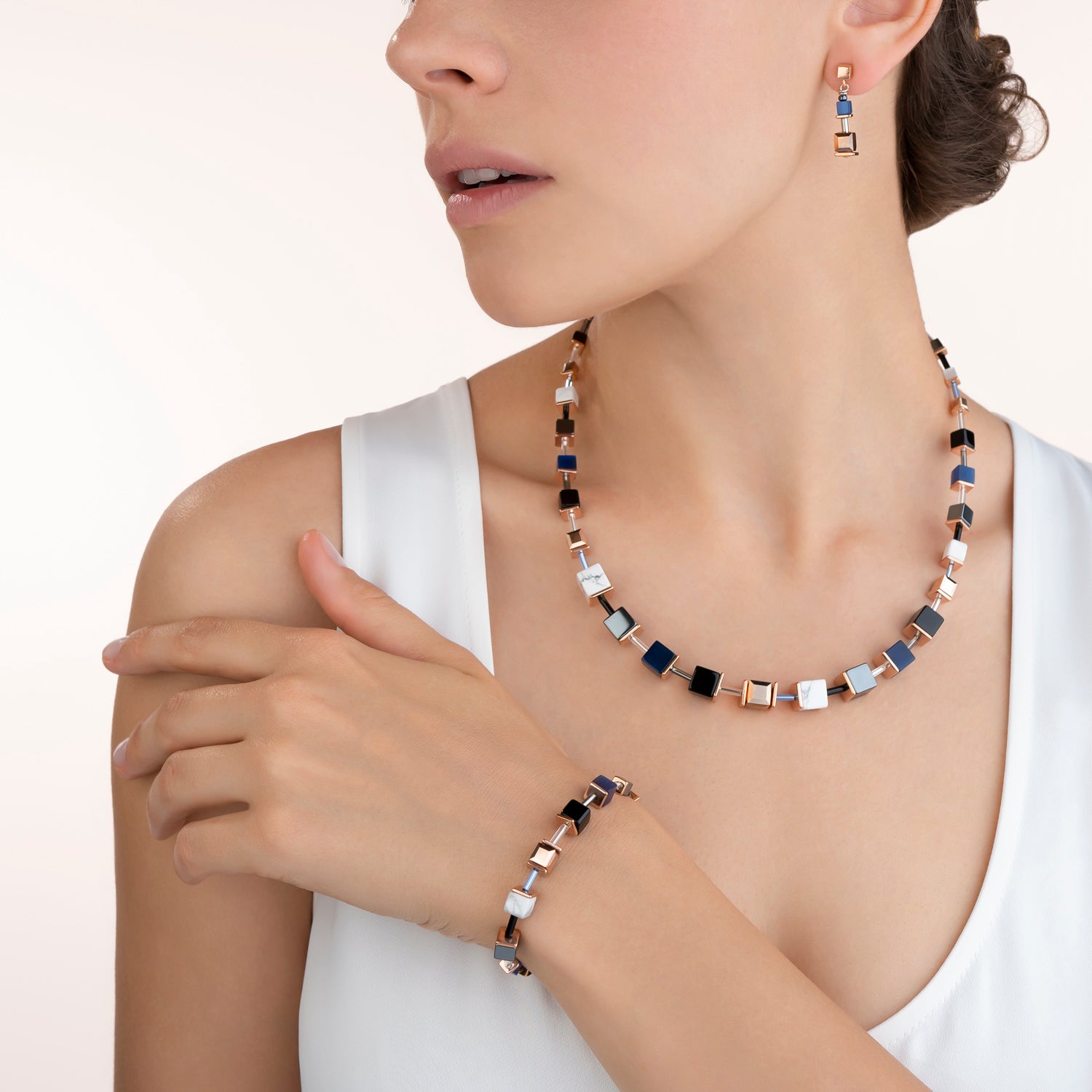 Boucles d'oreille GeoCUBE® bleu-or rose