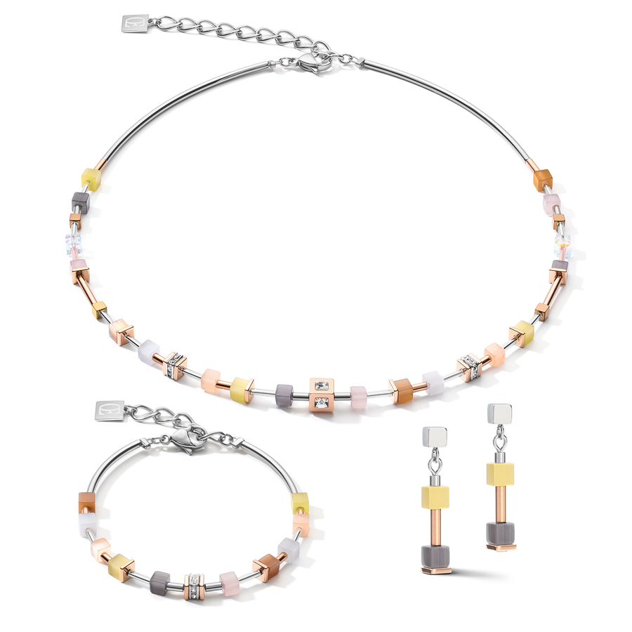 Boucles d'oreille GeoCUBE® fin beige-olive pastel