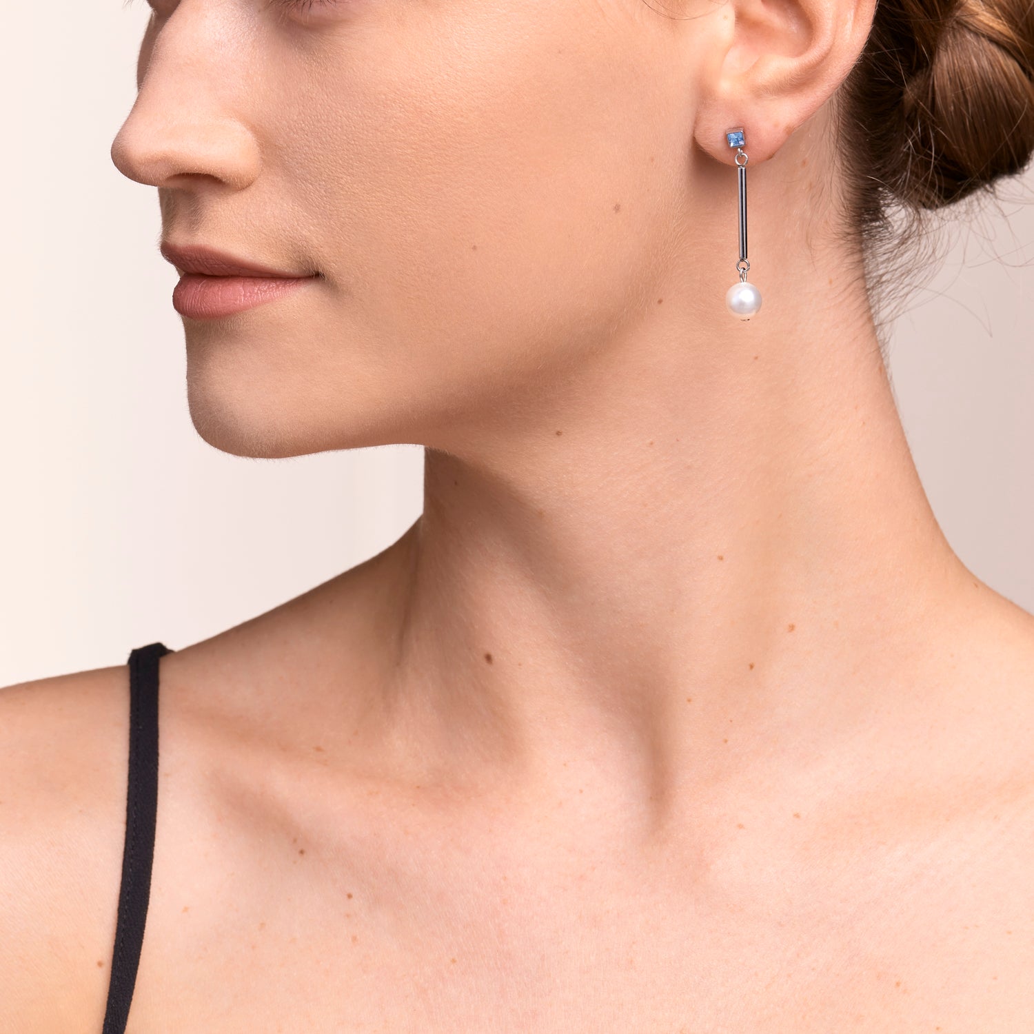 Boucles d'oreille Crystal Pearls, Crystals & acier argent-bleu clair
