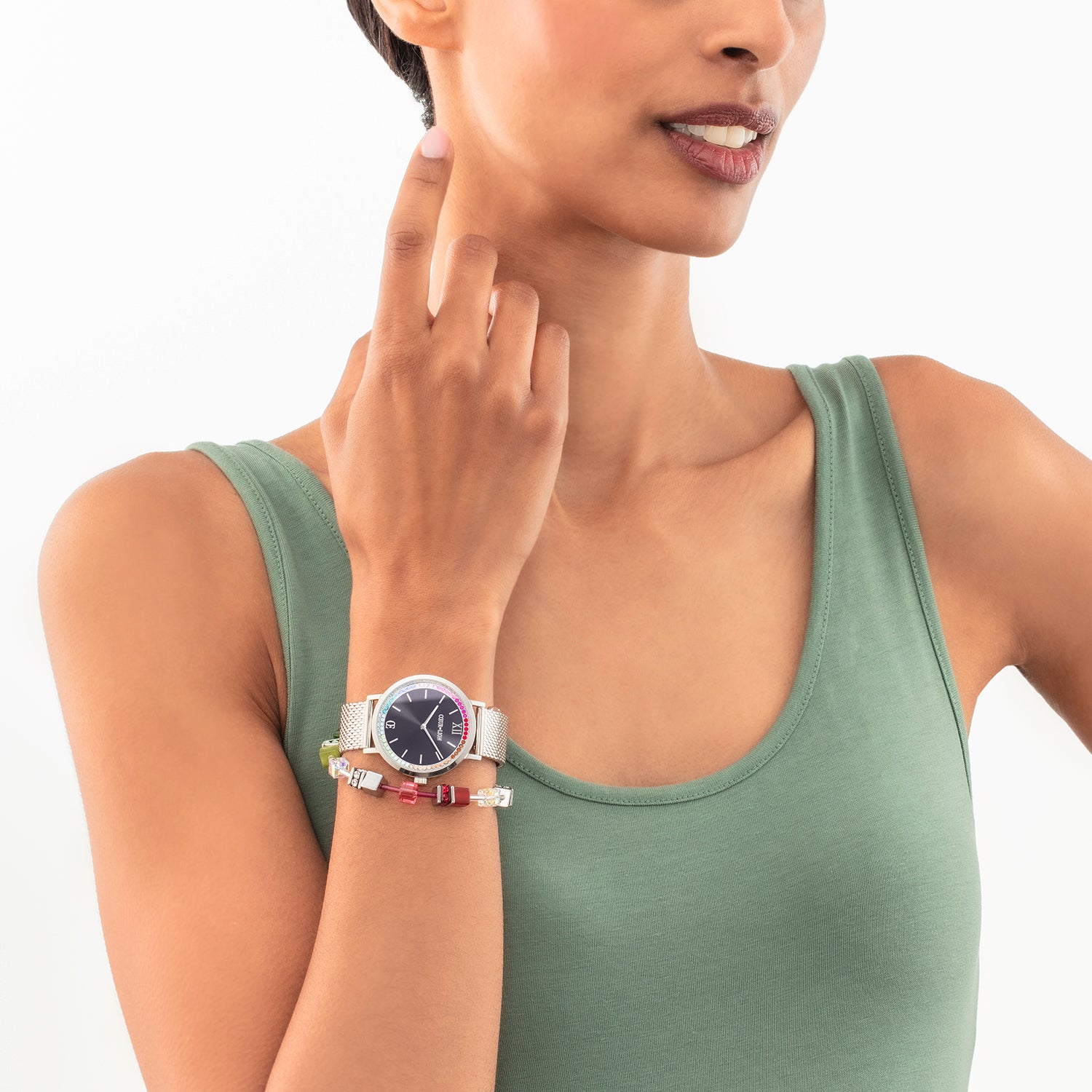 Montre Ronde Sparkling Rainbow Sunray Black Milanaise argent