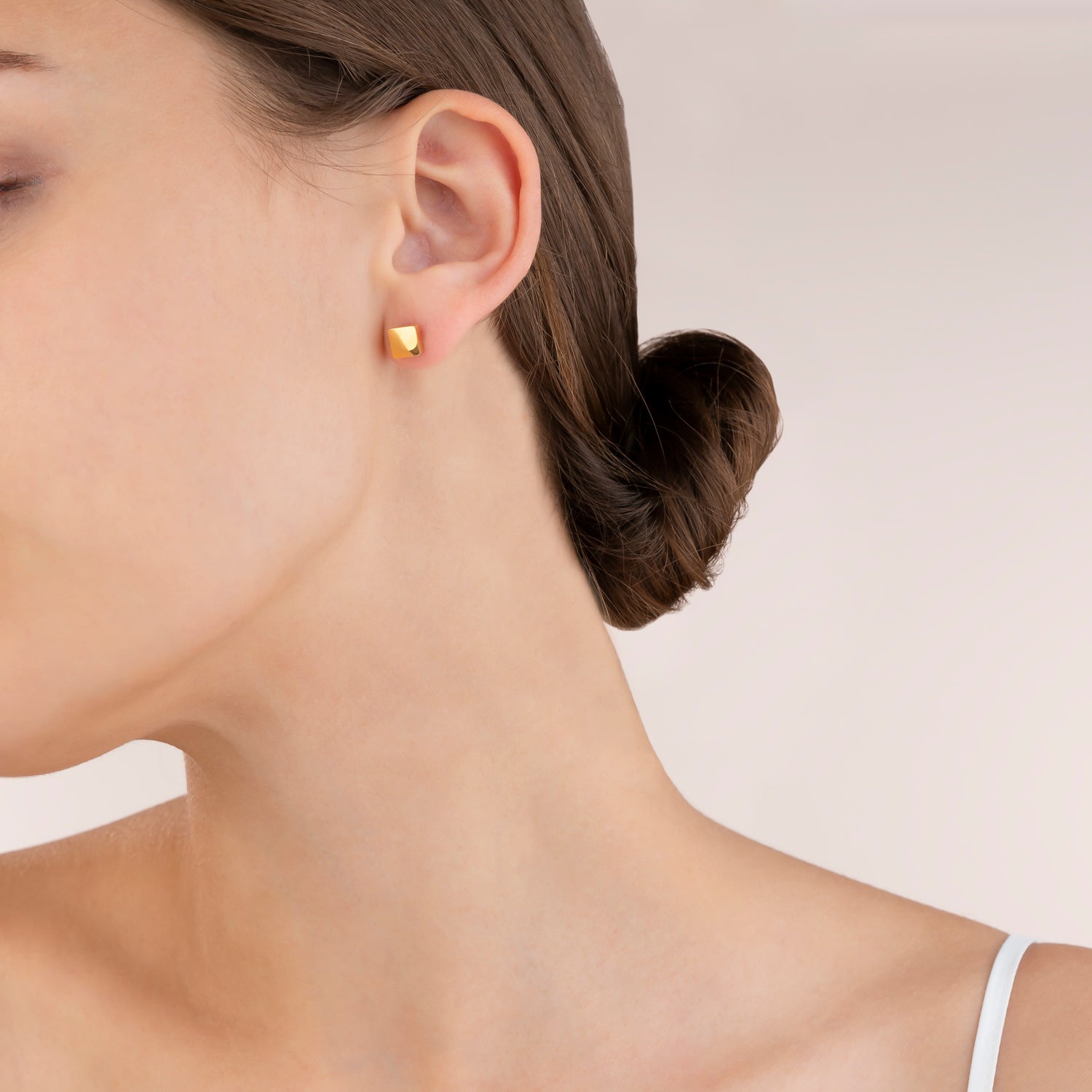 Boucles d'oreille acier Carré or