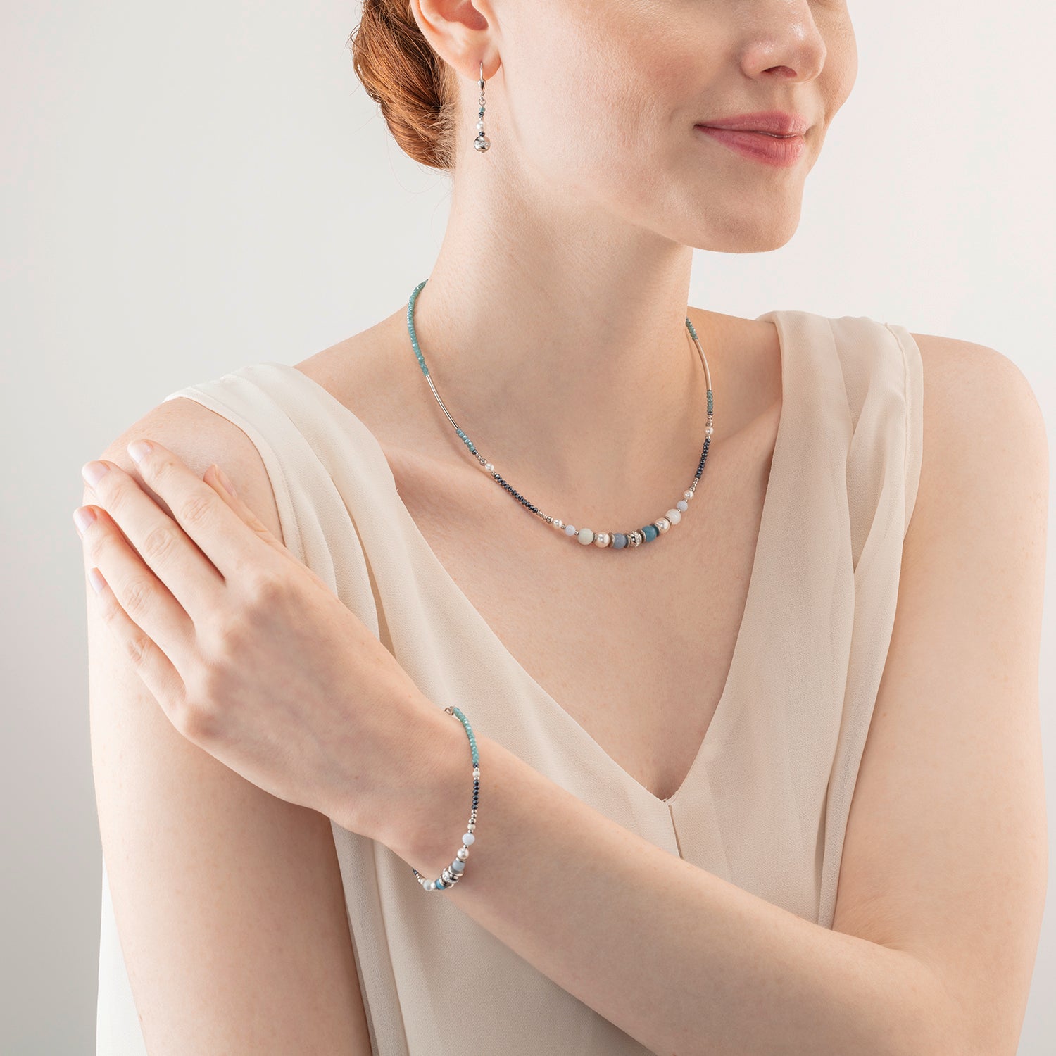Bracelet Boule small de pierres précieuses & Crystal Pearls aqua-argent